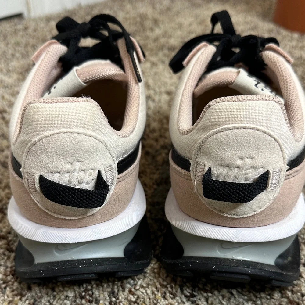 Nike Women's Beige and Black Sneakers - Picture 3 of 7